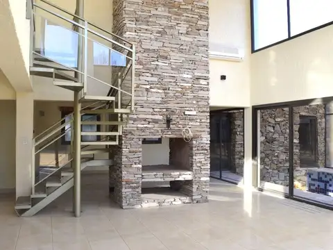 Gobernador Ortiz 1800