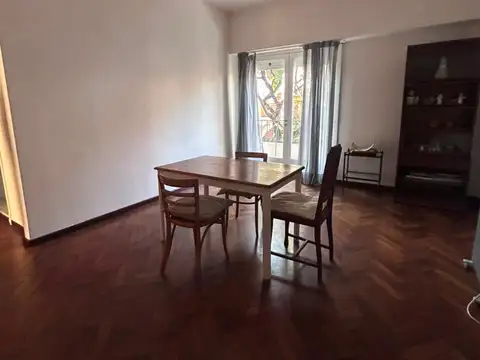 Depto Tipo Casa 3 ambientes con 2 baños
