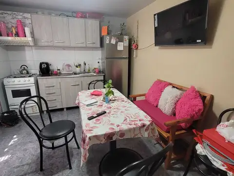 Casa  en Venta en Ezpeleta Este, Quilmes, G.B.A. Zona Sur