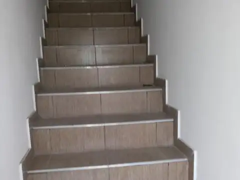 Depto Tipo Casa en Alquiler de 2 ambientes