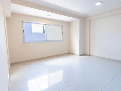 Departamento en venta, 2 ambientes en Saenz Peña, sobre Av. America