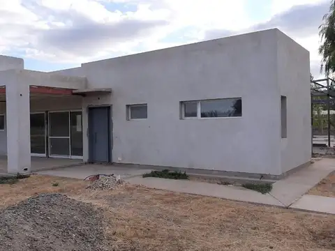 Casa en Venta en General Roca, USD 75.000