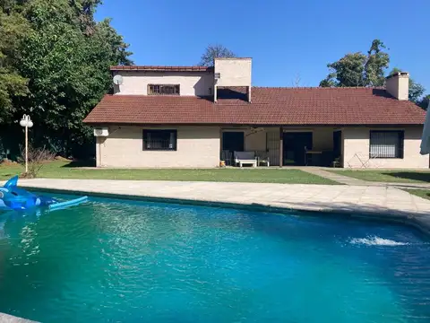 Excelente casa a la venta en Tortuguitas