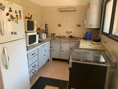 Casa en venta - 2 Dormitorios 2 Baños - Mercedes