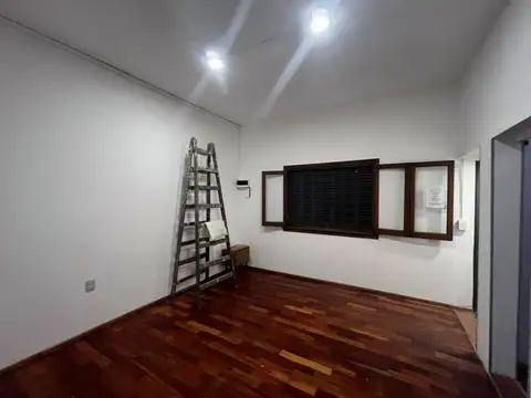 Depto Tipo Casa en Alquiler de 2 ambientes