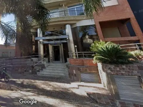 Venta Ramos Mejia Departamento 2  ambientes Centrico