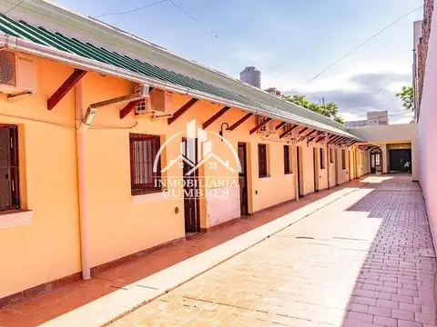 ALQUILER CASA COMERCIAL CENTRO 8 DORM HOSTAL CONSULTORIOS