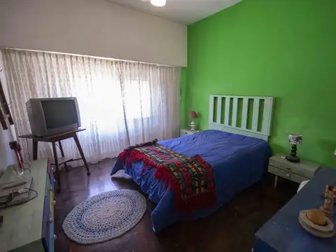 Casa de 6 ambientes en venta en Olivos