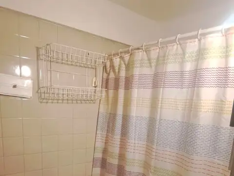 Departamento en Alquiler en Monte Castro, $ 500.000