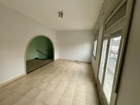 Depto Tipo Casa 4 ambientes con 1 baño