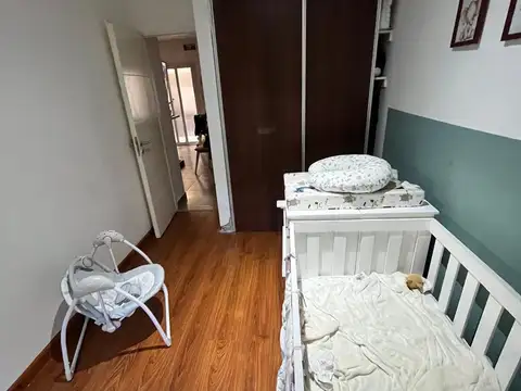 SE ALQUILA DEPARTAMENTO EN PLANTA BAJA DOS DORMITORIOS CON COCHERA