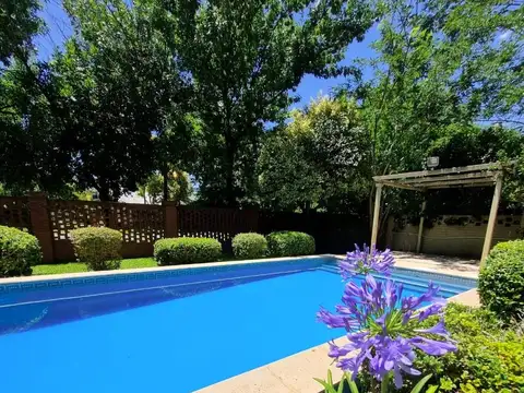 Casa en Pueblo Esther