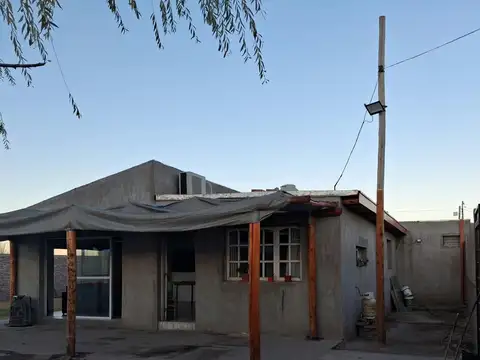 ALQUILER CASA 3 dorm. 600mt. Guaymallén