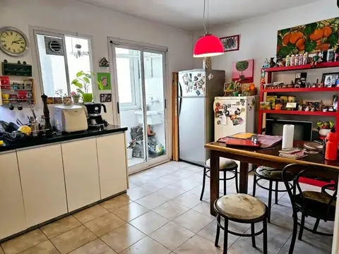 Departamento 4 ambientes con 2 baños