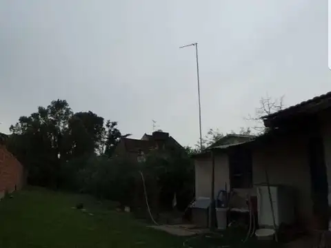 OPORTUNIDAD UNICA EN PADUA SUR  CASA DE 80M2 CON LOTE DE 62 M2 DE FONDO