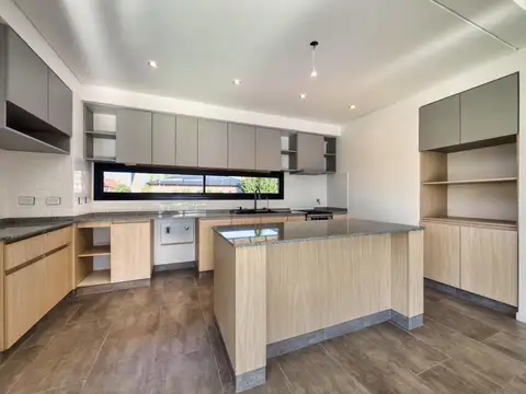 Casa en Venta Horizontes al Sur