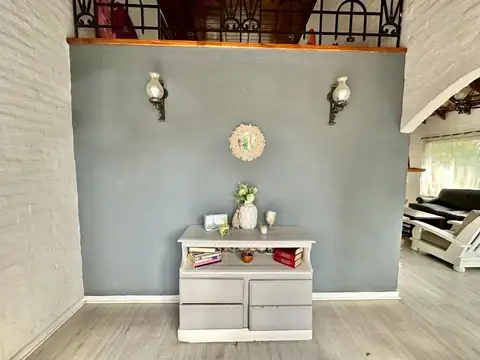 Casa en Venta con 3 cocheras