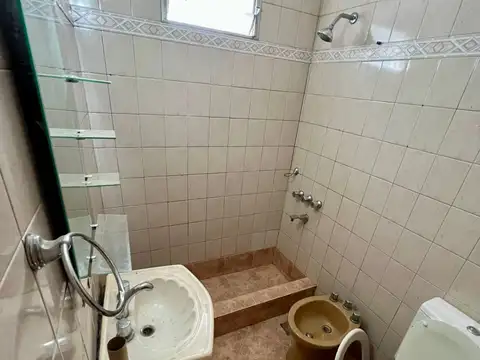 Depto Tipo Casa 4 ambientes con 1 baño