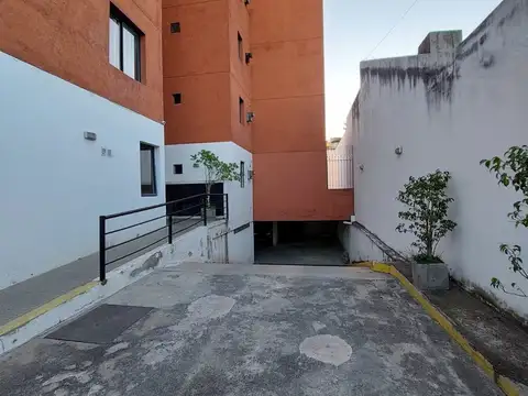 COCHERA SUBTERRANEA EN VENTA BARRIO ALBERDI