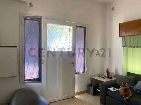 Oficina 3 ambientes con 1 baño