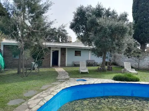 CASA 2 AMBIENTES EN VENTA EN GONZALEZ CATAN