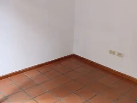 Oficina en Alquiler en Centro, $ 250.000