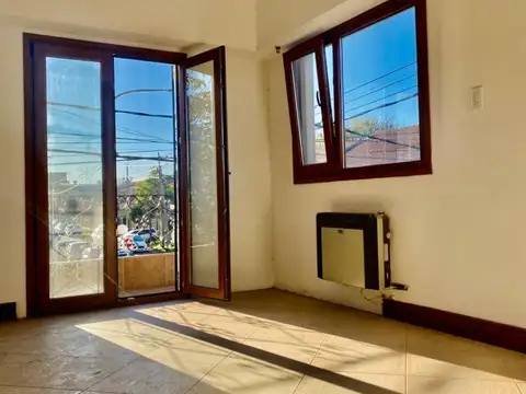 Departamento a la Venta en Barrio Parque Calchaquí.