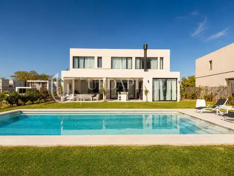 Casa en venta en Estancias del Rio - Estancias del Pilar
