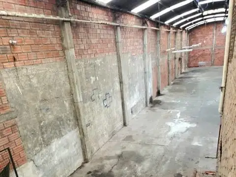 Galpon en Alquiler en San Justo, $ 1.800.000