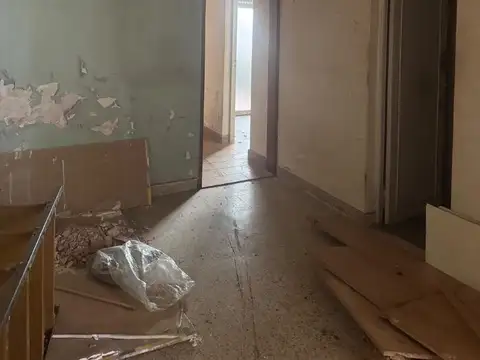 Depto Tipo Casa 5 ambientes con 1 baño