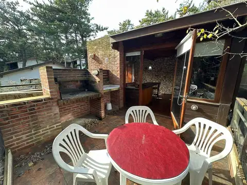 Alférez Sobral (entre Virazon y Alfonsina Storni) 100