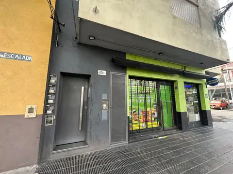Departamento en Alquiler en Gerli, $ 580.000