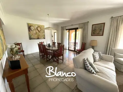 Casa en Venta al Noroeste