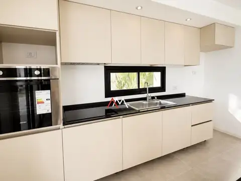 Casa en Venta en Pilar del Este - Santa Elena, USD 225.000