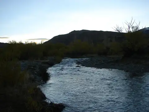 Esquel - Ruta 40 - Productivo, Forestal, Caza y Pesca, Recreativo; a solo 20´del aeropuerto.
