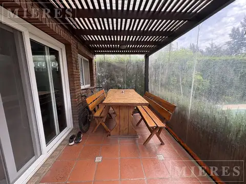 Casa en venta en Barrio Los Olmos