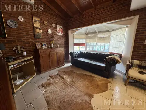 Casa en Venta con 1 cochera