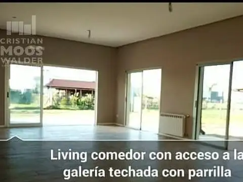 Casa 5 ambientes con 3 baños