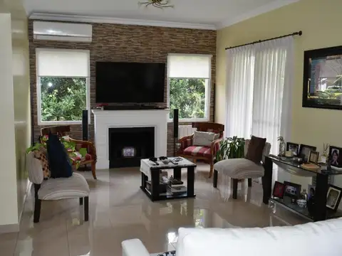 Casa en Venta en Los Jazmines, USD 260.000