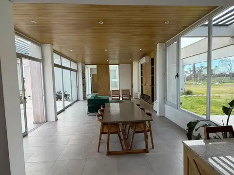 Casa 4 amb Gral Rodriguez Barrio Norte Financia