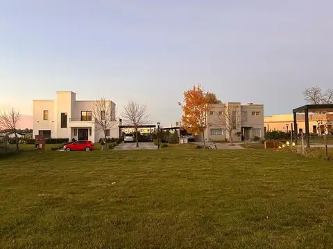LOTE EN VENTA EN HARAS SANTA MARIA EL MOLINO
