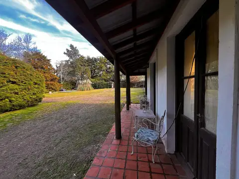 Casa 4 ambientes con 1 baño