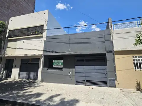 Casa Arroyito Rio, reciclada nueva quincho, garage, 2 dormitorios