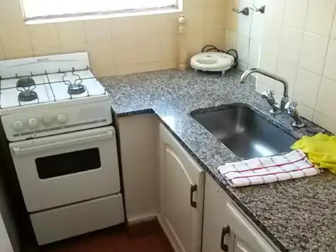 Carlos Calvo 1400, Piso 5