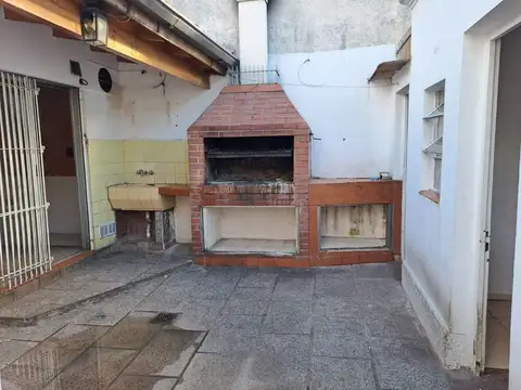 Depto Tipo Casa en Venta en Morón, USD 135.000