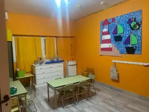 Castro Barros 900