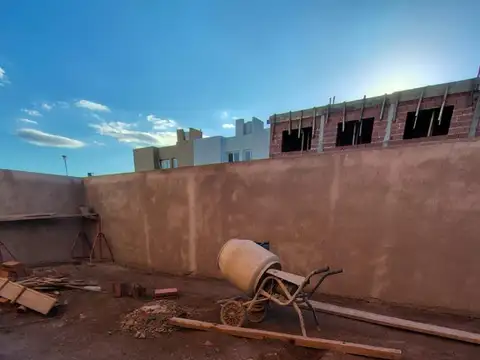 VENDO LOCAL EN DOCTA BOULEVARD 120 M2