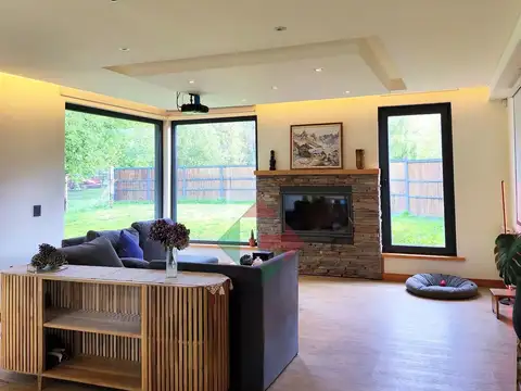 Casa 7 ambientes con 3 baños