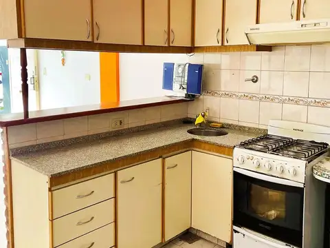 Depto Tipo Casa en Venta en Villa General Mitre, USD 69.000