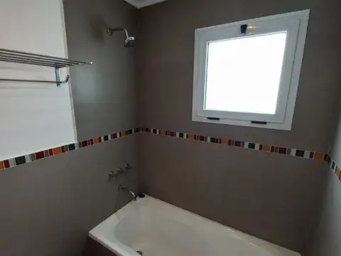 Departamento de 2 ambientes en Bernal con cochera